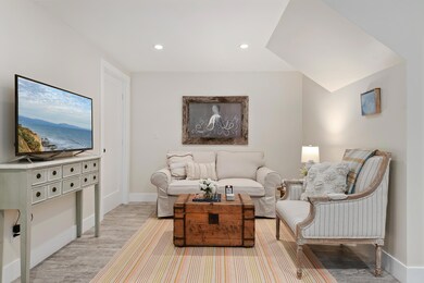 05-Living Room