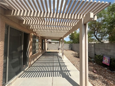 10519 Penns Creek Ct, Las Vegas, NV 89135 - photo 5