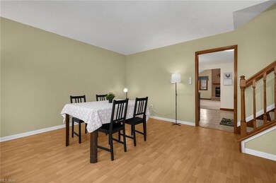 2764 Blarefield Dr, Columbus, OH 43231 - photo 3