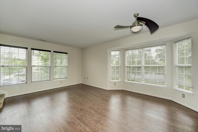 22974 Fontwell Square, Sterling, VA 20166 - photo 6