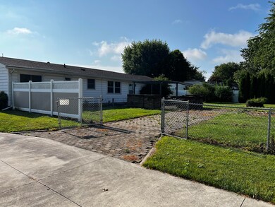 501 S Wagner Ave, Wapakoneta, OH 45895 - photo 7