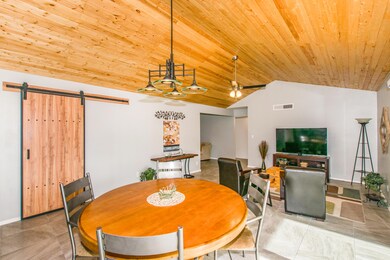 08 Dining Room