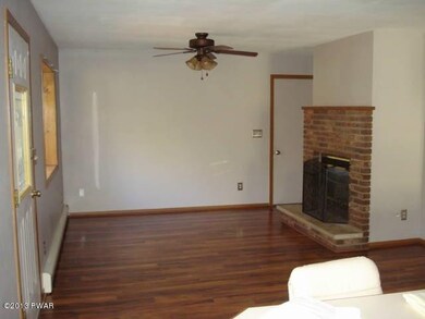 204 W Sarah St, Milford, PA 18337 - photo 5