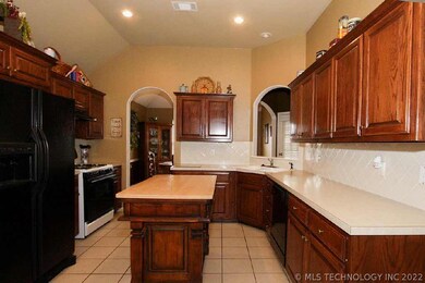 1212 W 117th St S, Jenks, OK 74037 - photo 4