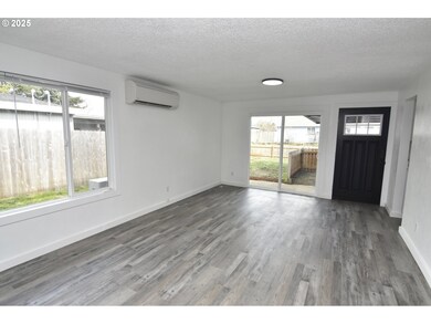 3138 Zinnia St, Eugene, OR 97404 - photo 3