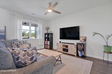 3306HemlockWay-06