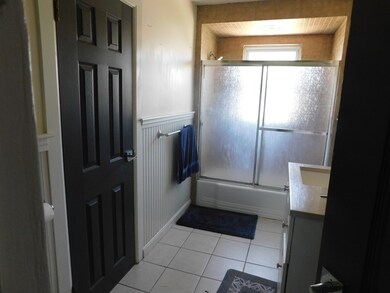 94 Edwards St unit 1, Quincy, MA 02169 - photo 4