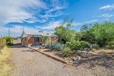 Drive with Covered Carport