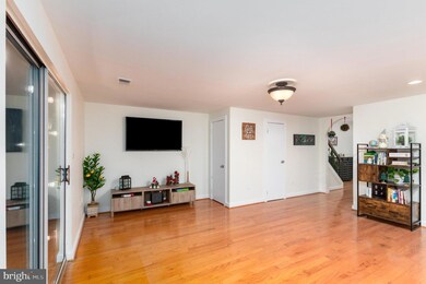 6204 William Mosby Dr, Centreville, VA 20121 - photo 5