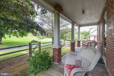 134 Lewis Rd, Reading, PA 19606 - photo 3