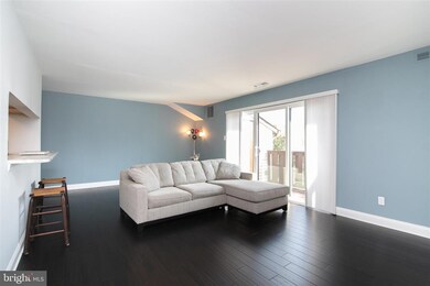 306 Hunter Ct unit 306, Marlton, NJ 08053 - photo 2