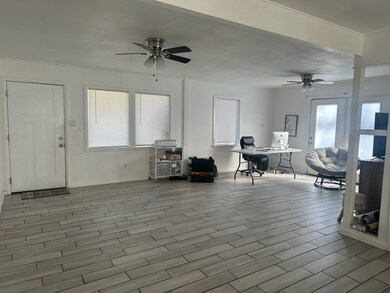 619 Laurel St, McComb, MS 39648 - photo 5