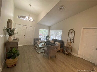 12625 SW 7th Place, Davie, FL 33325 - photo 4