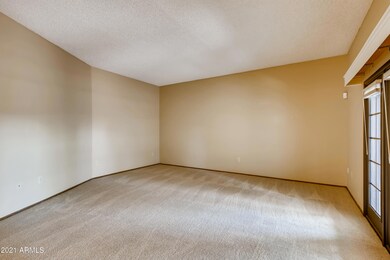 17446 N Boswell Blvd, Sun City, AZ 85373 - photo 5