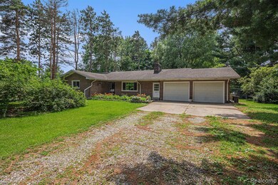 7047 Birchwood Dr, Mount Morris, MI 48458 - photo 4