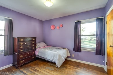 907 Broadway St E, Cuyahoga Falls, OH 44221 - photo 6