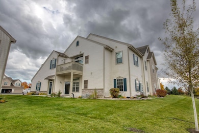 1106 Stratford Ct unit 102, Racine, WI 53406 - photo 7