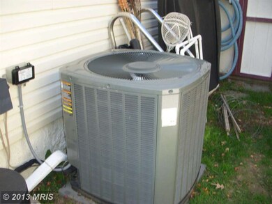 227 Chelsea Rd, Pasadena, MD 21122 - photo 5