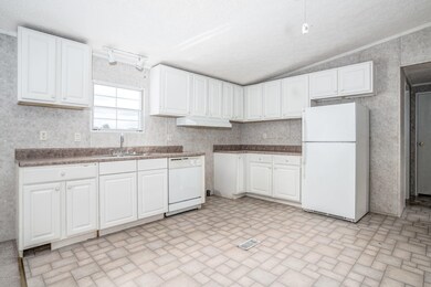 006-6305StrawCt-ElmCity-NC-small