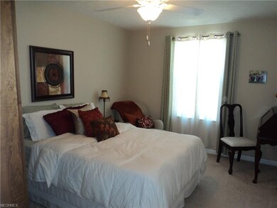 861 Queens Gate Way, Wadsworth, OH 44281 - photo 3