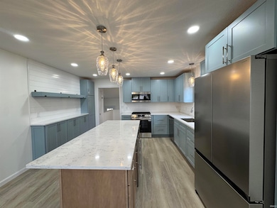 930 Sunset Dr, Covington, IN 47932 - photo 7