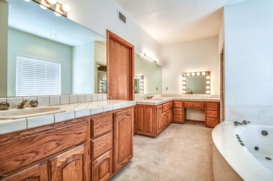 MASTER BATH 2
