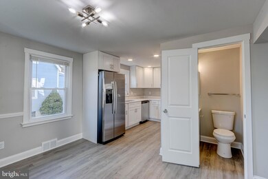 1219 Poplar Ave, Halethorpe, MD 21227 - photo 4