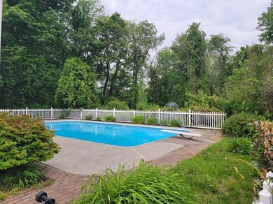 43 Mendon Rd, Sutton, MA 01590 - photo 3