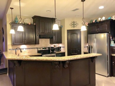 808 N 8th St, Alamo, TX 78516 - photo 4