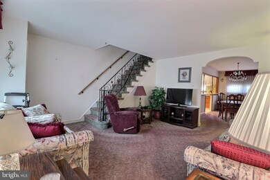 4339 Oakmont St, Philadelphia, PA 19136 - photo 3