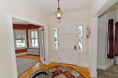 29 Woodrow Ct, Troy, NY 12180 - photo 3