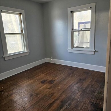 2814 Des Moines St, Des Moines, IA 50317 - photo 3