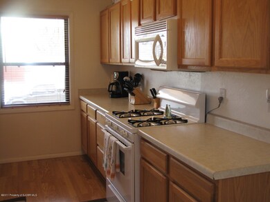 KITCHEN/NEW COUNTERTOPS