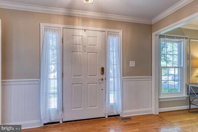 3662 Thomasson Crossing Dr, Triangle, VA 22172 - photo 4