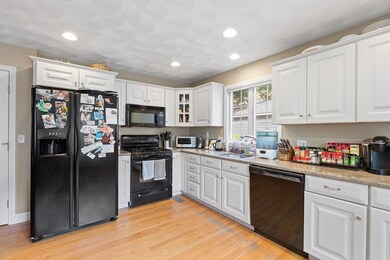 5 Royal St, Winchester, MA 01890 - photo 5