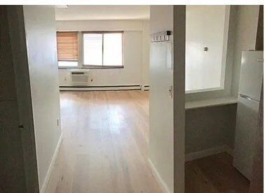 Executive House unit 2K, Quincy, MA 02169 - photo 2