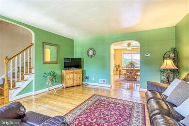 5524 Frederick Ave, Catonsville, MD 21228 - photo 4