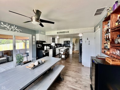 12111 E Merilane, Columbus, IN 47203 - photo 5