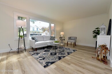 8 Cortland St, Glens Falls, NY 12801 - photo 5