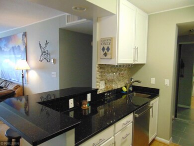 Fantastic open kitchen with white enameled cabinet