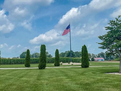 55471 Snowberry Rd, New Carlisle, IN 46552 - photo 4