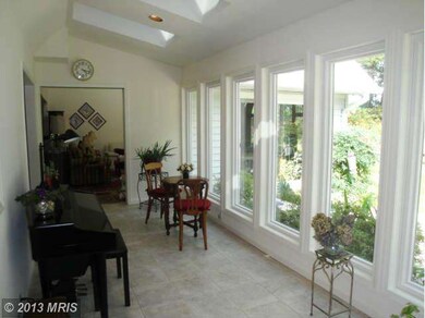 12211 Valerie Ln, Laurel, MD 20708 - photo 7