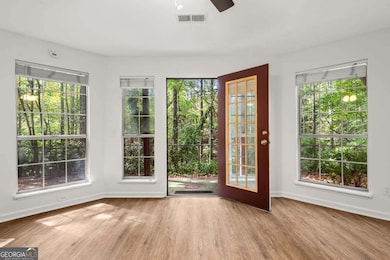 917 Wentworth Ct, Alpharetta, GA 30022 - photo 4