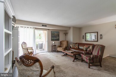 418 Old Forge Crossing, Devon, PA 19333 - photo 5