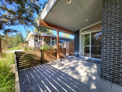 61406 Duncan Ln, Bend, OR 97702 - photo 2