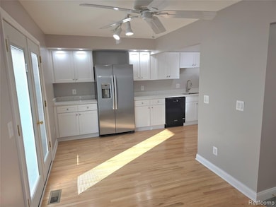 48570 Sugarbush Rd unit 56, Chesterfield, MI 48047 - photo 4