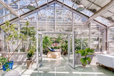 Greenhouse sculpture garden