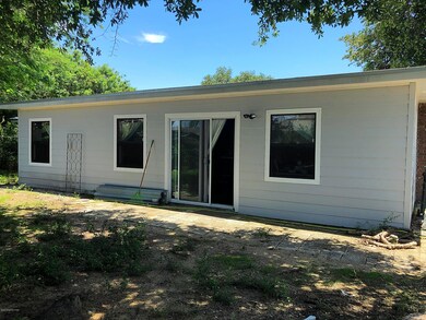822 Cody - Rear