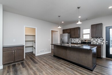 Dining/Kitchen