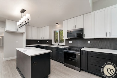 Kitchen includes a pantry